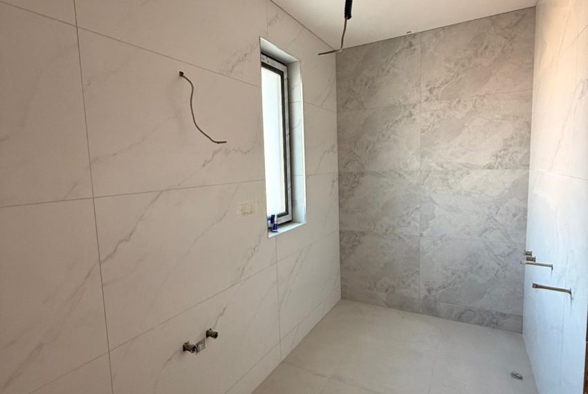 f1da6165-19cf-42ca-a1bb-fb69a24c47d8